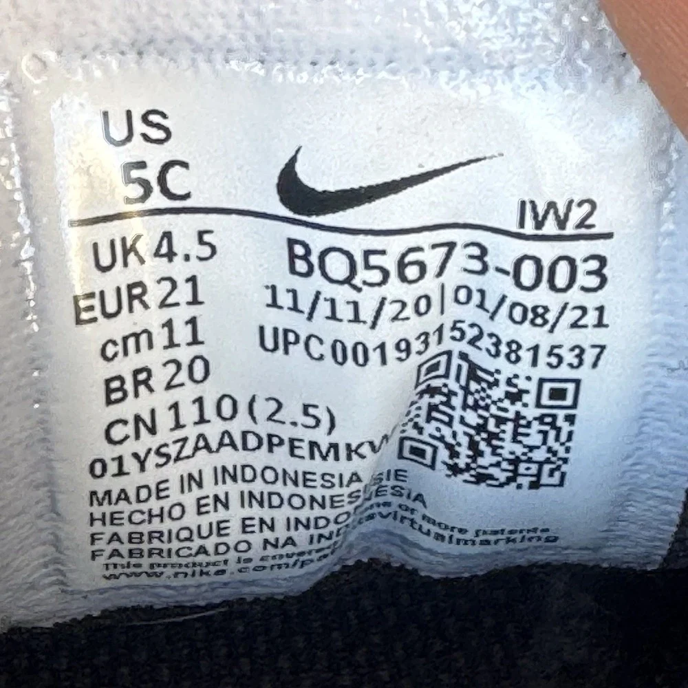 Size 5c - Nike Revolution Toddler Shoes Black/White BQ5673-003